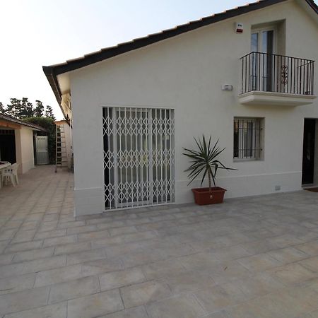Katana Suites Beach Аньоне-Баньи Экстерьер фото