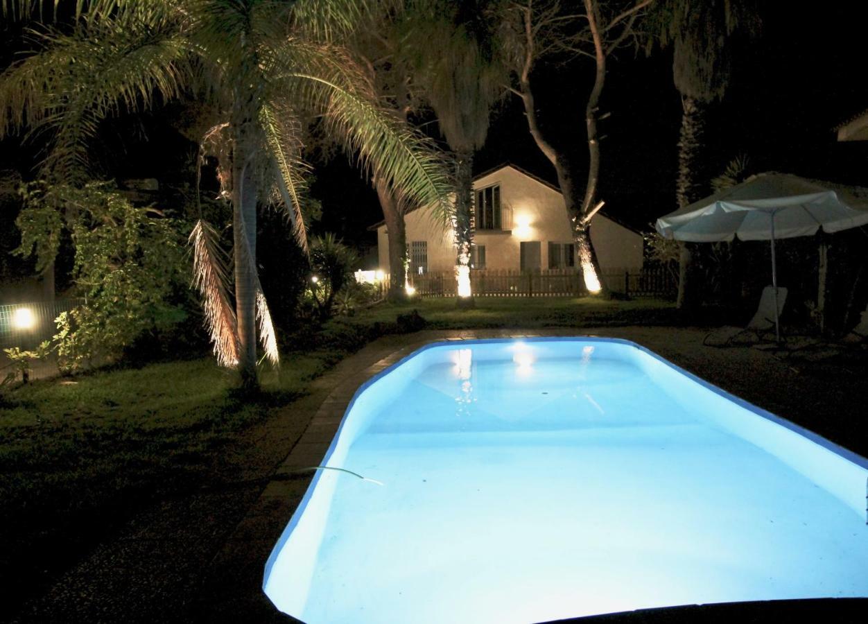 Katana Suites Beach Аньоне-Баньи Экстерьер фото